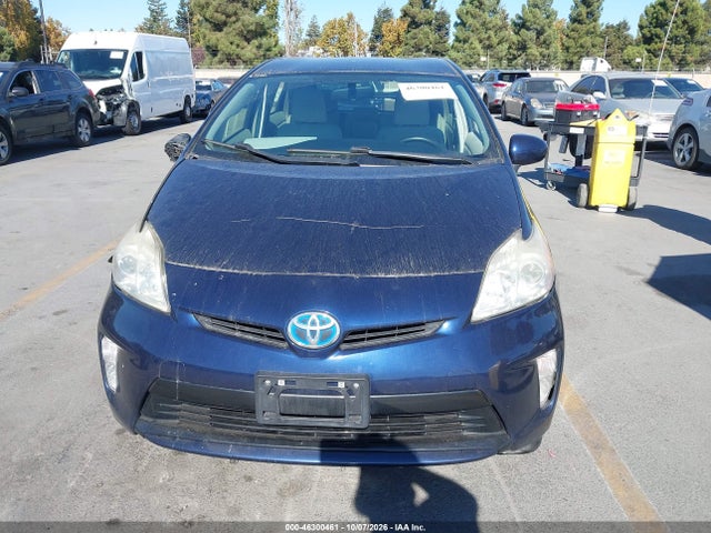 Продажа на аукционе авто 2015 Toyota Prius Three, vin: JTDKN3DUXF0438462, номер лота: 46300461
