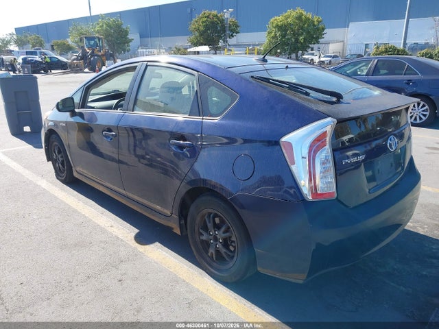 Продажа на аукционе авто 2015 Toyota Prius Three, vin: JTDKN3DUXF0438462, номер лота: 46300461