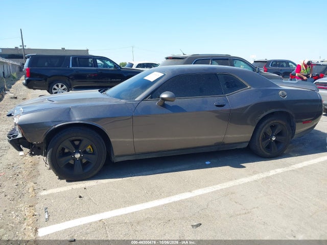 46300476 :رقم المزاد ، 2C3CDZAG4KH712564 vin ، 2019 Dodge Challenger Sxt مزاد بيع