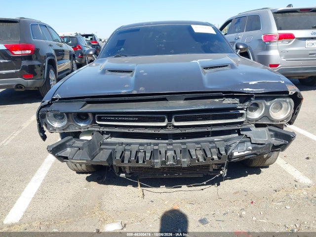 46300476 :رقم المزاد ، 2C3CDZAG4KH712564 vin ، 2019 Dodge Challenger Sxt مزاد بيع