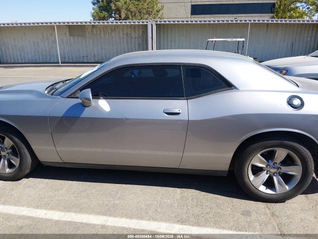 2C3CDZAG1HH578556 Dodge Challenger Sxt