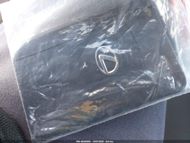 JTJABABBXRA006542 Lexus Rz 300e Premium