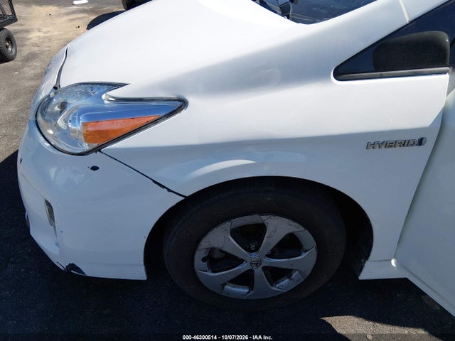 2013 Toyota Prius Three მანქანა იყიდება აუქციონზე, vin: JTDKN3DU1D5590131, აუქციონის ნომერი: 46300514