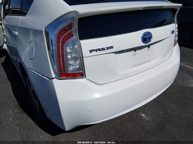2013 Toyota Prius Three მანქანა იყიდება აუქციონზე, vin: JTDKN3DU1D5590131, აუქციონის ნომერი: 46300514