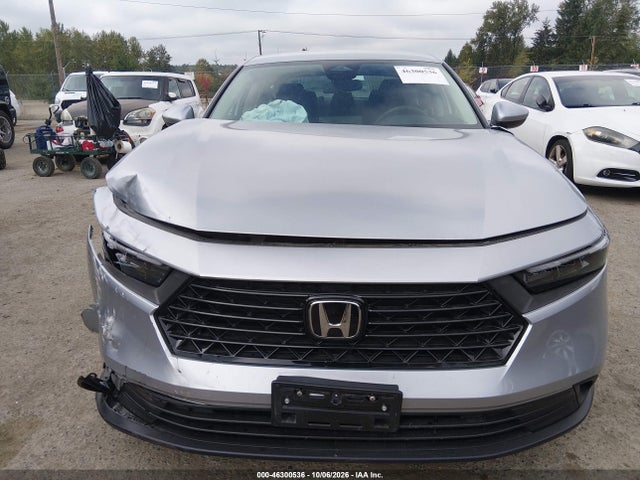 Продажа на аукционе авто 2026 Honda Accord Lx, vin: 1HGCY1F24TA046774, номер лота: 46300536
