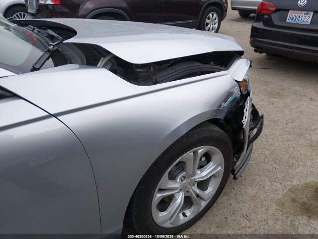 Продажа на аукционе авто 2026 Honda Accord Lx, vin: 1HGCY1F24TA046774, номер лота: 46300536