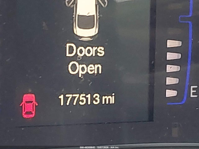 2015 Chrysler 200 Limited მანქანა იყიდება აუქციონზე, vin: 1C3CCCAB7FN608507, აუქციონის ნომერი: 46300640