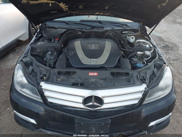 Продаж на аукціоні авто 2012 Mercedes-benz C 300 Sport 4matic, vin: WDDGF8BB0CR208511, номер лоту: 46300652