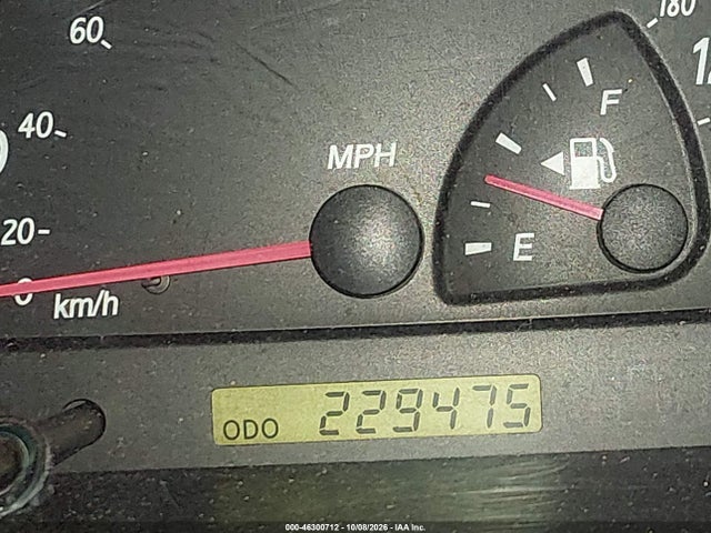 46300712 :رقم المزاد ، 4T1BE32K92U502359 vin ، 2002 Toyota Camry Le مزاد بيع