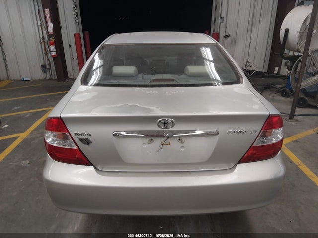 46300712 :رقم المزاد ، 4T1BE32K92U502359 vin ، 2002 Toyota Camry Le مزاد بيع