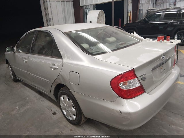 46300712 :رقم المزاد ، 4T1BE32K92U502359 vin ، 2002 Toyota Camry Le مزاد بيع
