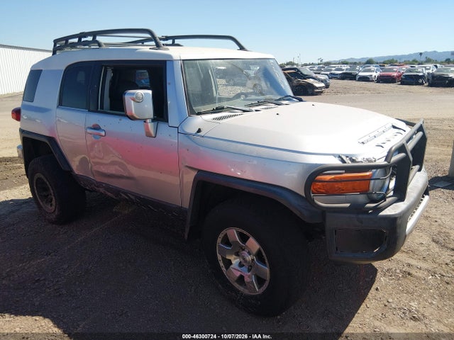Продажа на аукционе авто 2007 Toyota Fj Cruiser, vin: JTEZU11F870005389, номер лота: 46300724