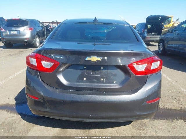 Aukcja sprzedaży 2017 Chevrolet Cruze Lt Auto, vin: 1G1BE5SM0H7145302, numer aukcji: 46300743