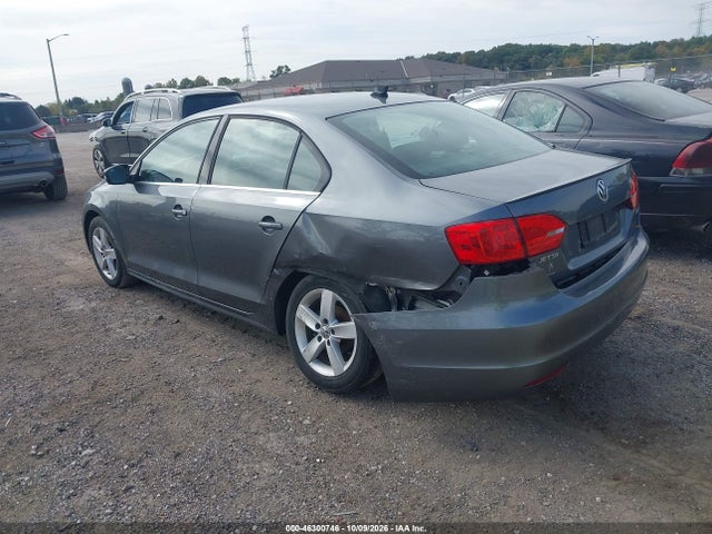 46300746 :رقم المزاد ، 3VWLL7AJ7EM418321 vin ، 2014 Volkswagen Jetta 2.0l Tdi مزاد بيع