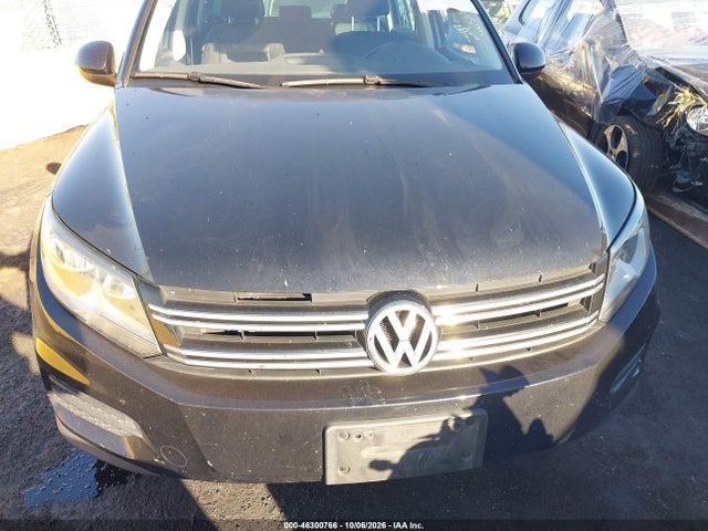 Продаж на аукціоні авто 2017 Volkswagen Tiguan 2.0t Wolfsburg Edition, vin: WVGRV7AX4HK003041, номер лоту: 46300766