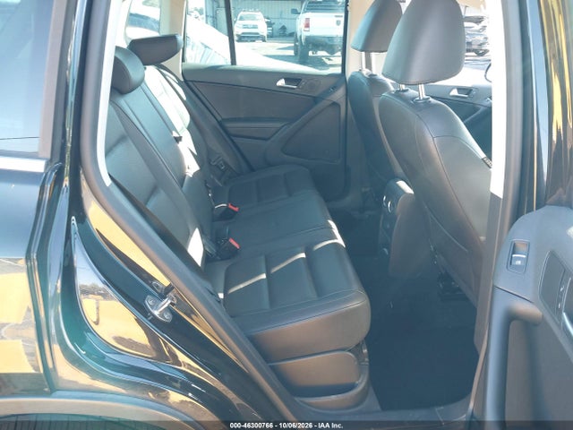 Продаж на аукціоні авто 2017 Volkswagen Tiguan 2.0t Wolfsburg Edition, vin: WVGRV7AX4HK003041, номер лоту: 46300766