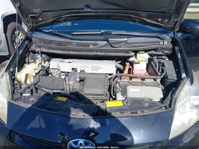 46300813 :رقم المزاد ، JTDKN3DU7A5220118 vin ، 2010 Toyota Prius Iii مزاد بيع