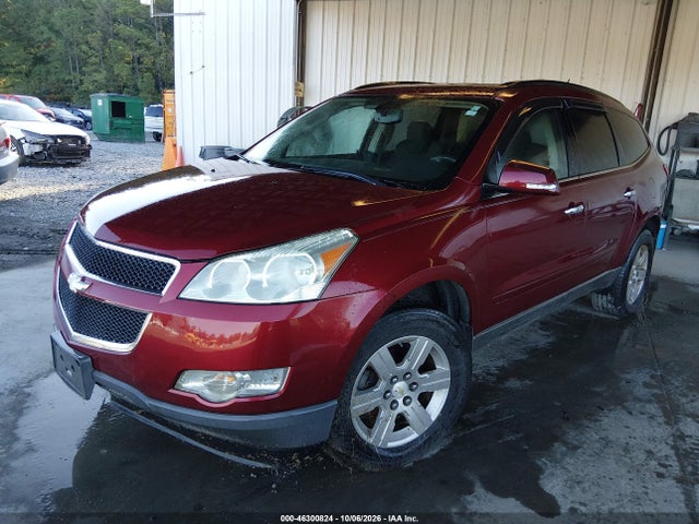 46300824 :رقم المزاد ، 1GNLRFED6AJ256700 vin ، 2010 Chevrolet Traverse Lt مزاد بيع