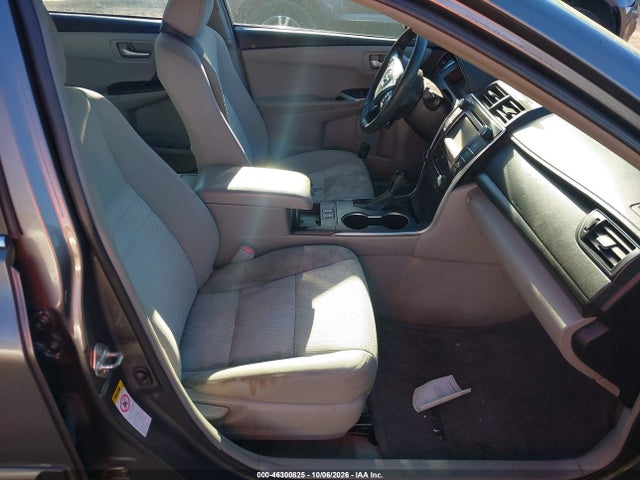 Продажа на аукционе авто 2015 Toyota Camry Hybrid Le, vin: 4T1BD1FK9FU172102, номер лота: 46300825