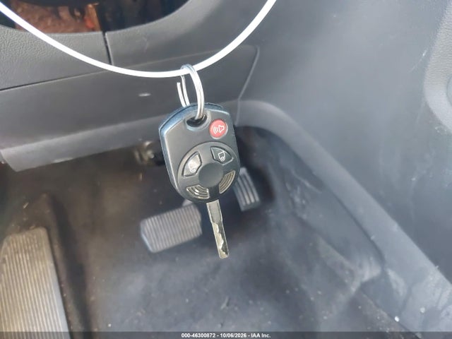 Продажа на аукционе авто 2017 Ford Escape Se, vin: 1FMCU0GD0HUE53447, номер лота: 46300872