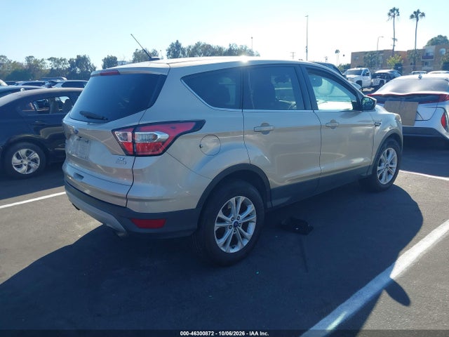 Продажа на аукционе авто 2017 Ford Escape Se, vin: 1FMCU0GD0HUE53447, номер лота: 46300872