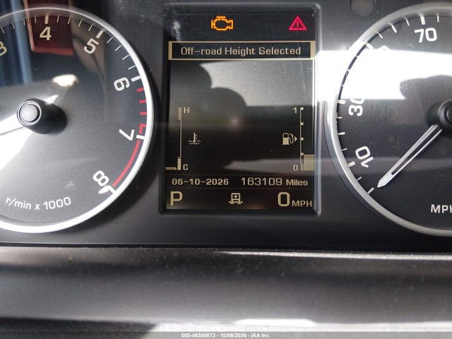 2015 Land Rover Lr4 მანქანა იყიდება აუქციონზე, vin: SALAG2V62FA764176, აუქციონის ნომერი: 46300873