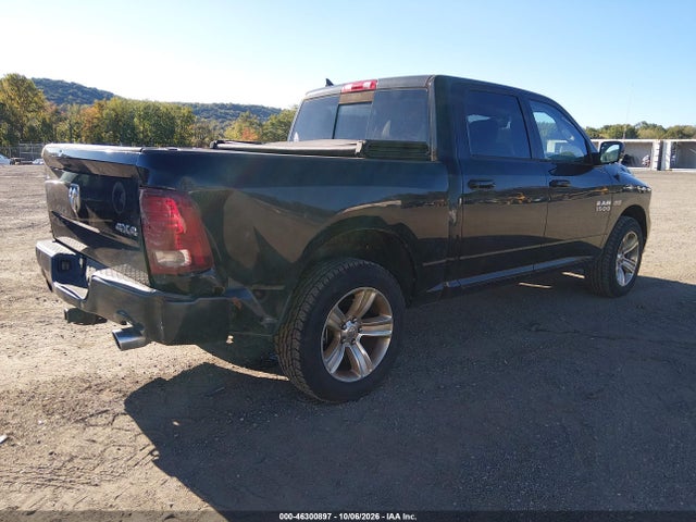 46300897 :رقم المزاد ، 1C6RR7MT9FS625897 vin ، 2015 Ram 1500 Sport مزاد بيع