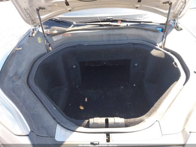 46300903 :رقم المزاد ، 5YJSA1CN0DFP19792 vin ، 2013 Tesla Model S مزاد بيع