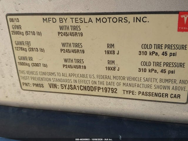 46300903 :رقم المزاد ، 5YJSA1CN0DFP19792 vin ، 2013 Tesla Model S مزاد بيع