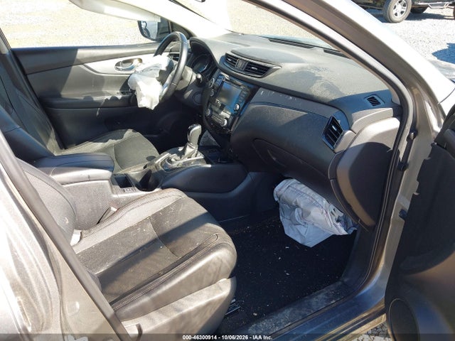 46300914 :رقم المزاد ، JN1BJ1CW7LW376629 vin ، 2020 Nissan Rogue Sport Sl Awd Xtronic Cvt مزاد بيع