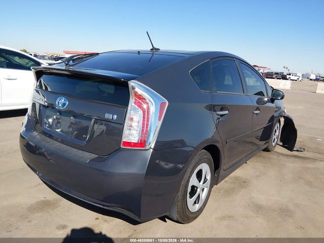 46300981 :رقم المزاد ، JTDKN3DU6F0414983 vin ، 2015 Toyota Prius Three مزاد بيع