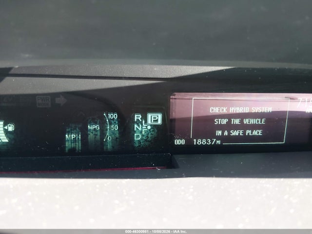 46300981 :رقم المزاد ، JTDKN3DU6F0414983 vin ، 2015 Toyota Prius Three مزاد بيع