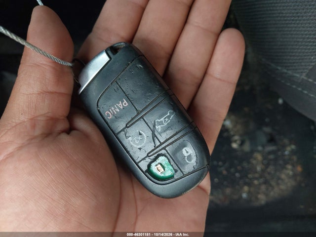 46301181 :رقم المزاد ، 2C3CDXBG3FH748268 vin ، 2015 Dodge Charger Se مزاد بيع