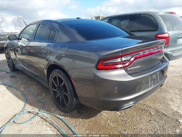 46301181 :رقم المزاد ، 2C3CDXBG3FH748268 vin ، 2015 Dodge Charger Se مزاد بيع