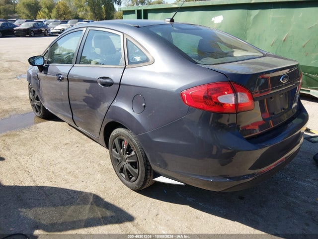 46301206 :رقم المزاد ، 3FADP4AJ7DM213113 vin ، 2013 Ford Fiesta S مزاد بيع
