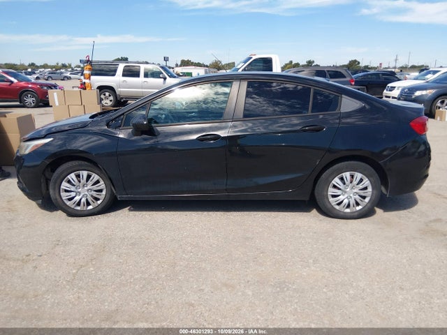 Aukcja sprzedaży 2018 Chevrolet Cruze Ls Auto, vin: 1G1BC5SM6J7185170, numer aukcji: 46301293