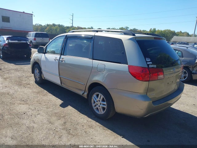 Aukcja sprzedaży 2004 Toyota Sienna Le, vin: 5TDZA23C14S215721, numer aukcji: 46301367