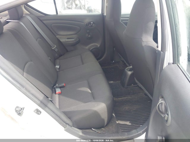 2016 Nissan Versa 1.6 S მანქანა იყიდება აუქციონზე, vin: 3N1CN7AP8GL893814, აუქციონის ნომერი: 46301376