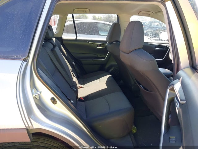 Toyota Rav4 Xle 2025 2T3P1RFV6SC527205 Image 8