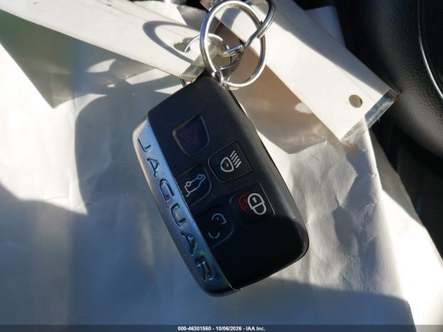 2018 Jaguar F-pace 30t Premium მანქანა იყიდება აუქციონზე, vin: SADCJ2GX9JA236977, აუქციონის ნომერი: 46301560