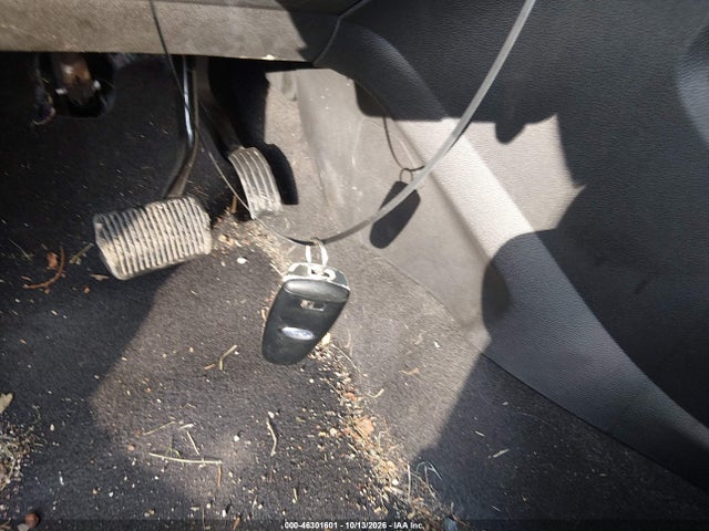 Продажа на аукционе авто 2019 Ford Escape Se, vin: 1FMCU0GD3KUC48972, номер лота: 46301601