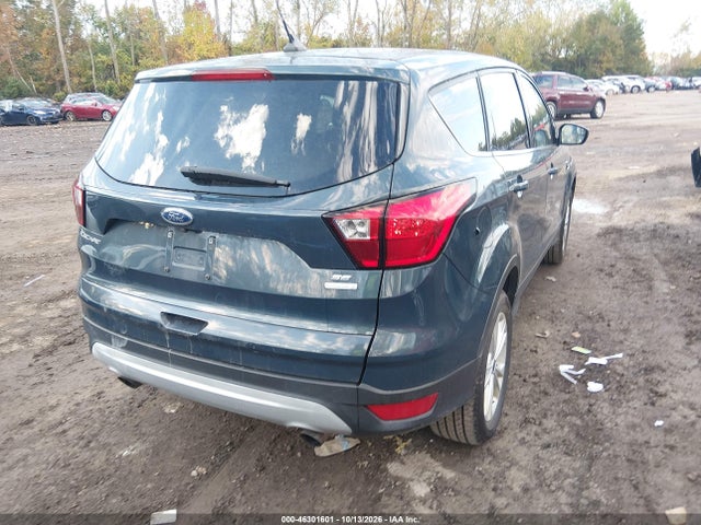 Продажа на аукционе авто 2019 Ford Escape Se, vin: 1FMCU0GD3KUC48972, номер лота: 46301601