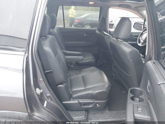 46301663 :رقم المزاد ، 5FNYF6H08GB062279 vin ، 2016 Honda Pilot Elite مزاد بيع