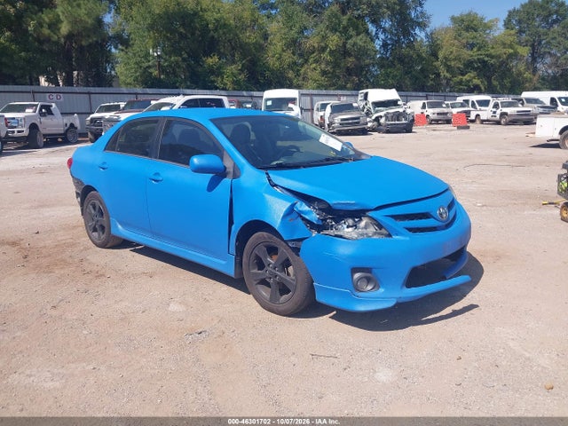 2013 Toyota Corolla S მანქანა იყიდება აუქციონზე, vin: 5YFBU4EE4DP182869, აუქციონის ნომერი: 46301702