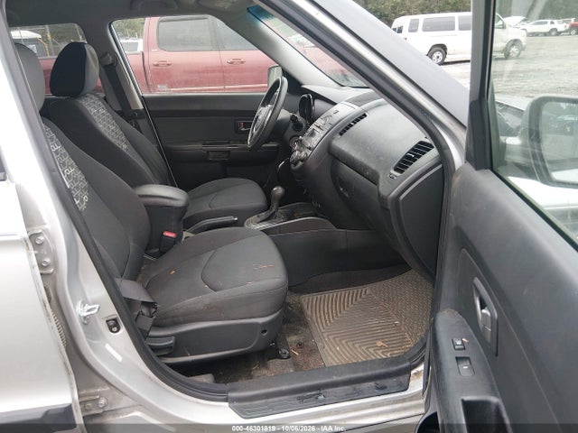 2011 Kia Soul + მანქანა იყიდება აუქციონზე, vin: KNDJT2A2XB7309038, აუქციონის ნომერი: 46301819