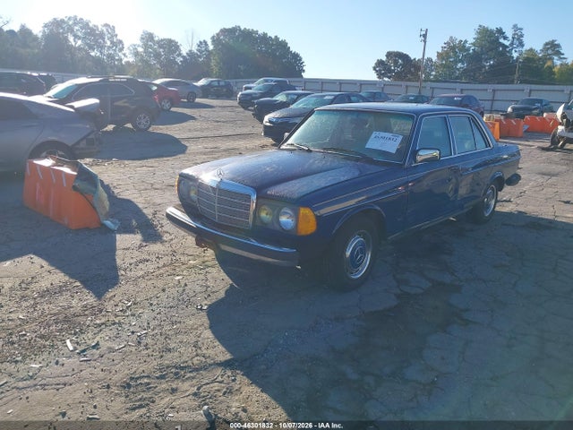 1983 Mercedes-benz 240 D მანქანა იყიდება აუქციონზე, vin: WDBAB23AXDB402633, აუქციონის ნომერი: 46301832