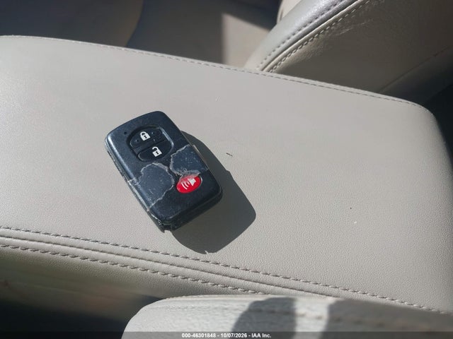46301848 :رقم المزاد ، JTDKN3DU2E1840789 vin ، 2014 Toyota Prius Four مزاد بيع