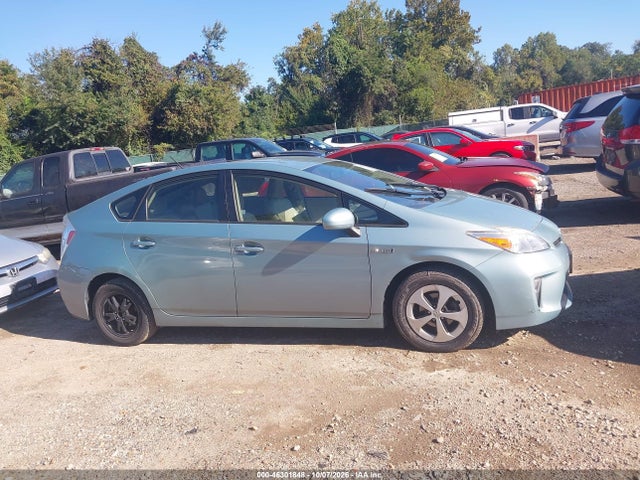 46301848 :رقم المزاد ، JTDKN3DU2E1840789 vin ، 2014 Toyota Prius Four مزاد بيع