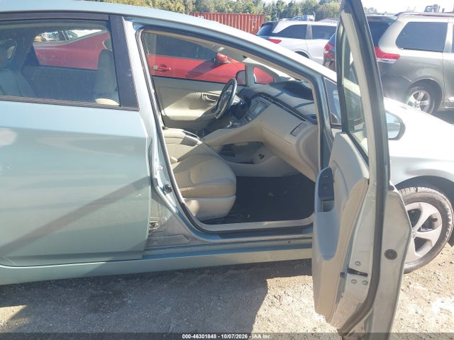 46301848 :رقم المزاد ، JTDKN3DU2E1840789 vin ، 2014 Toyota Prius Four مزاد بيع
