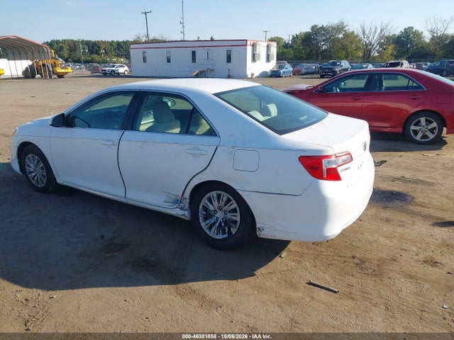 46301858 :رقم المزاد ، 4T1BF1FK7CU536751 vin ، 2012 Toyota Camry Le مزاد بيع